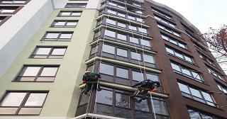 Установка крыши на балкон Тутаев цена от 1049 руб. м/2.